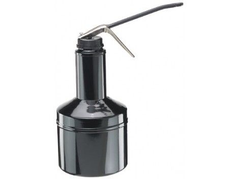 Plews Epoxy Finish Pistol Oiler with 6in Rigid Spout 1pint Capacity